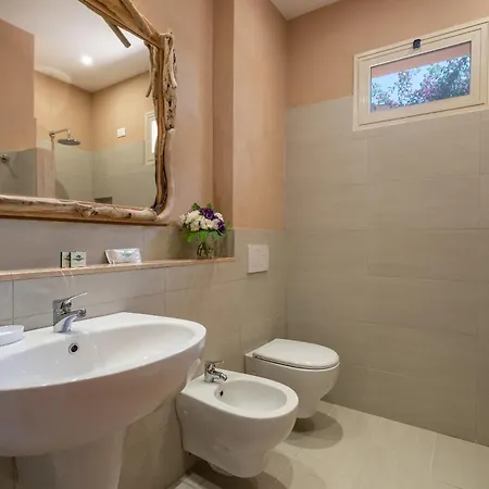 Hotel Villaggio Cala Di Volpe Capo Vaticano Extérieur photo