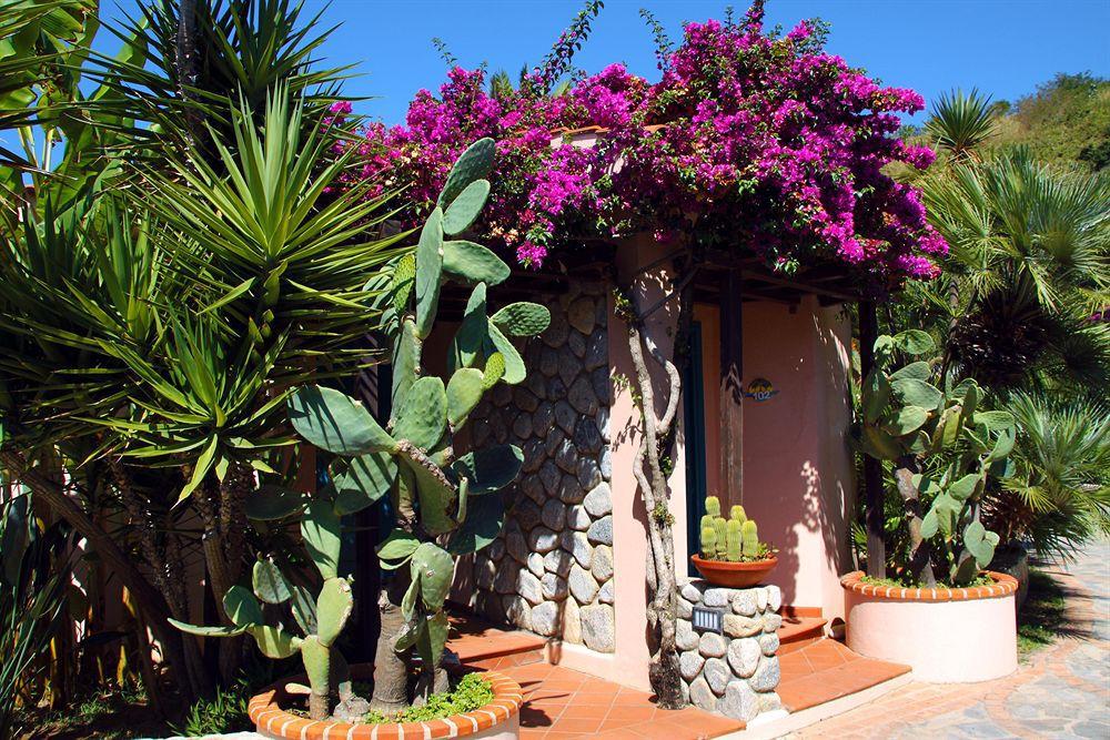 Aparthotel Villaggio Cala Di Volpe