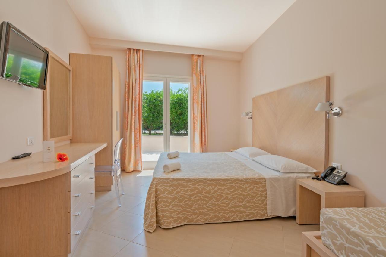 Villaggio Cala Di Volpe 4*